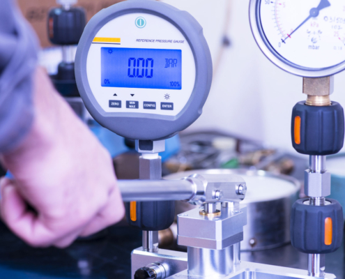 Digital Manometer Calibration